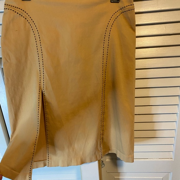 SINGLE BRAND MIDI SKIRT - Picture 3 of 5